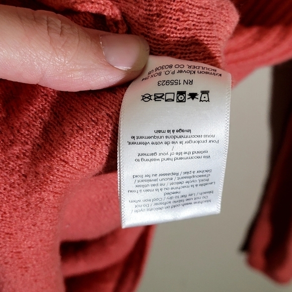 Krimson and Klover Peach Sweater - Picture 7 of 8